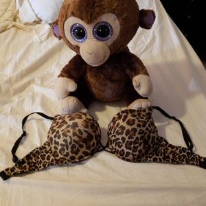 Victoria's Secret Miraculous Plunge Bra